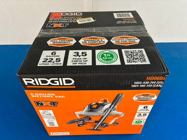 Image for Ridgid 6 Gal. 3.5 Peak HP NXT Shop Vacuum Wet Dry Vac with General Debris Filter, Locking Hose and Attachments HD06001