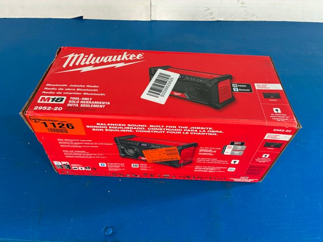 Image for Milwaukee M18 18V Lithium-Ion Cordless Jobsite Radio