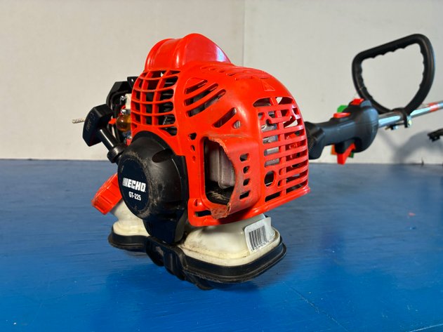 Image for Echo 21.2 cc Gas 2-Stroke Curved Shaft String Trimmer with Rapid-Loader Trimmer Head