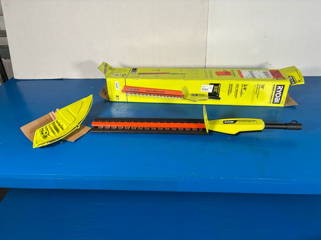 Image for Ryobi Expand-It 18 In. Universal Hedge Trimmer Attachment