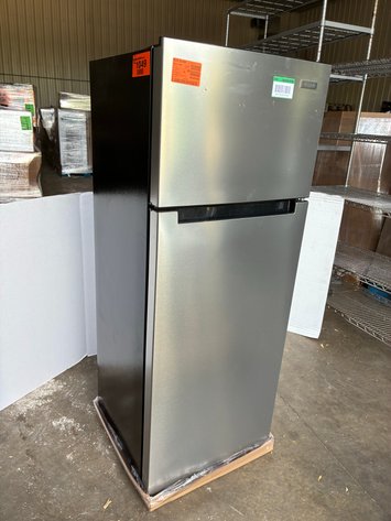 Image for Vissani Compact Refrigerator/Freezer
