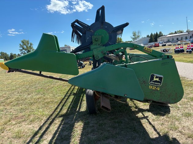 Image for John Deere 924 Floating Head