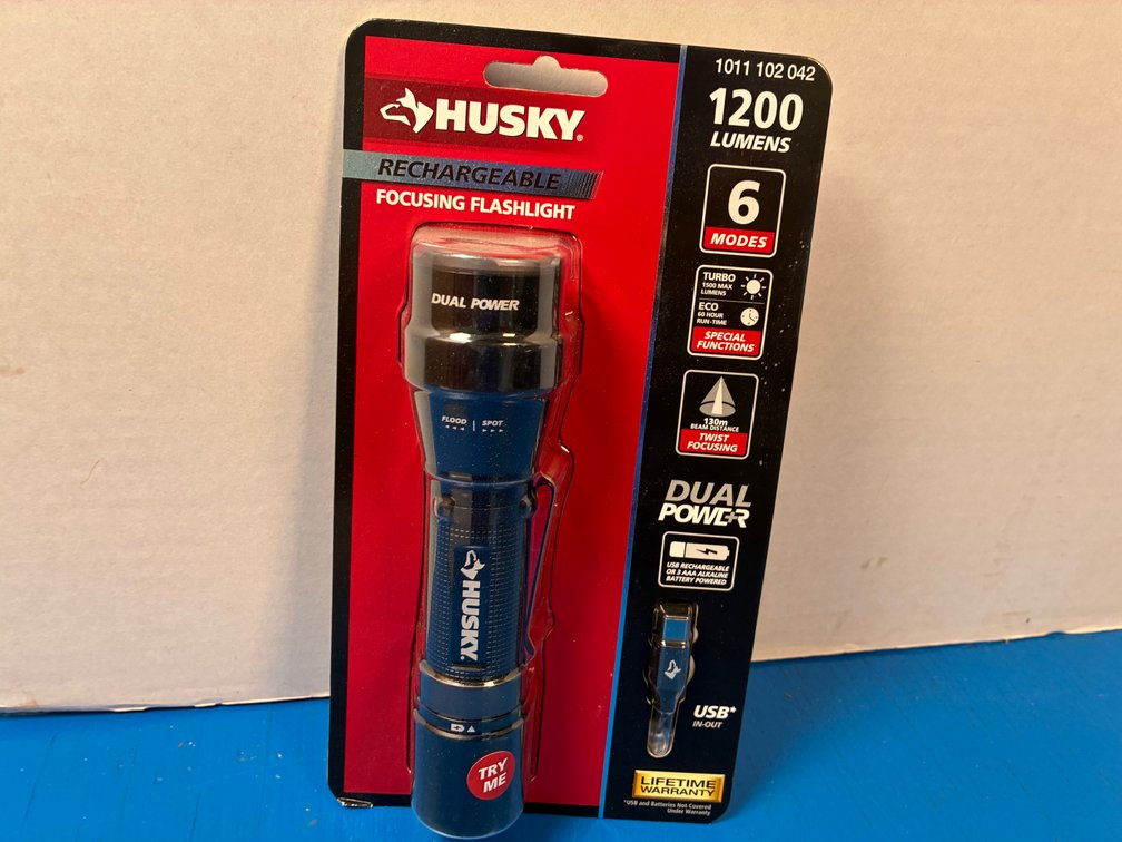 Husky Rechargeable Focusing Flashlight Dual Power 1200 Lumen 6 Modes