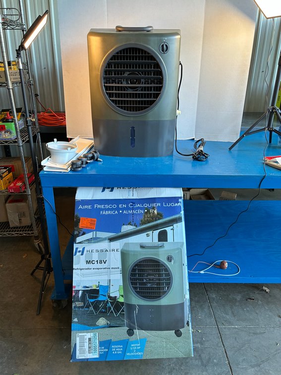 Hessaire 1,300 Cfm 2-speed Portable Evaporative Cooler For 500 Sq. Ft. Green