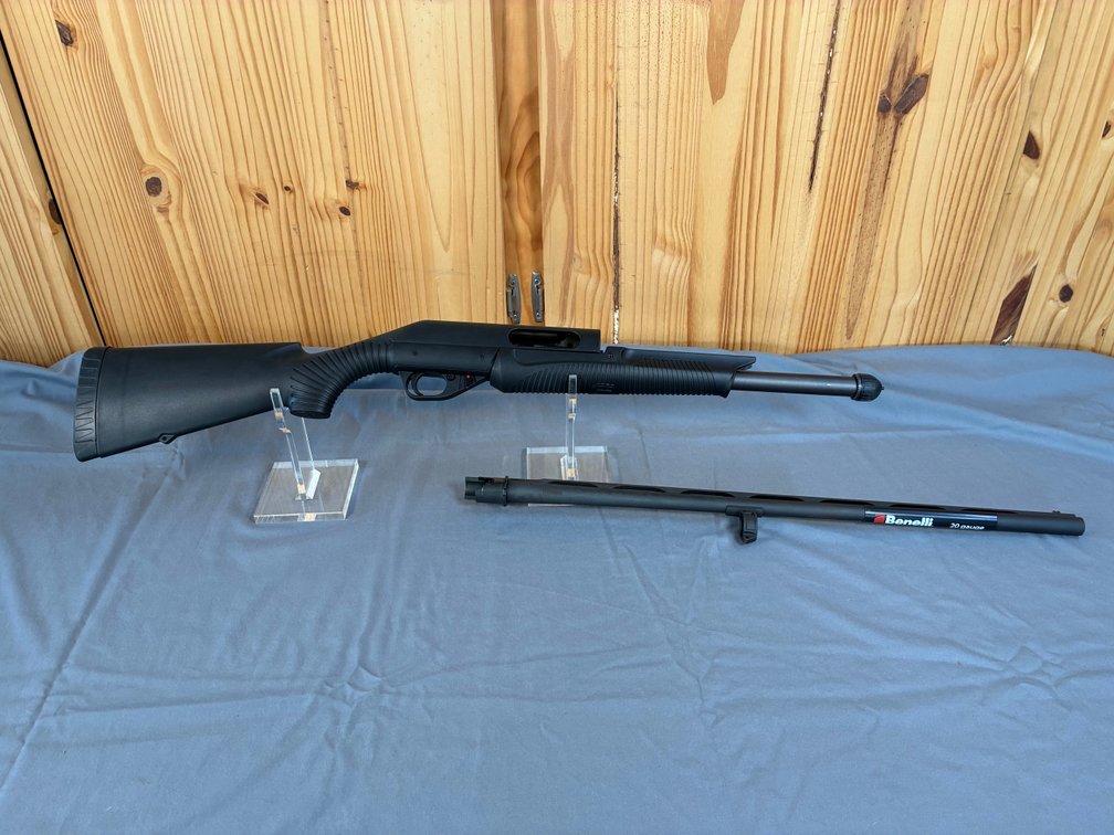 Benelli Nova Field Black 20 Gauge 3in Pump Shotgun - 26in