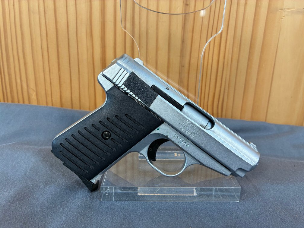 JIMENEZ ARMS INC JA 32
