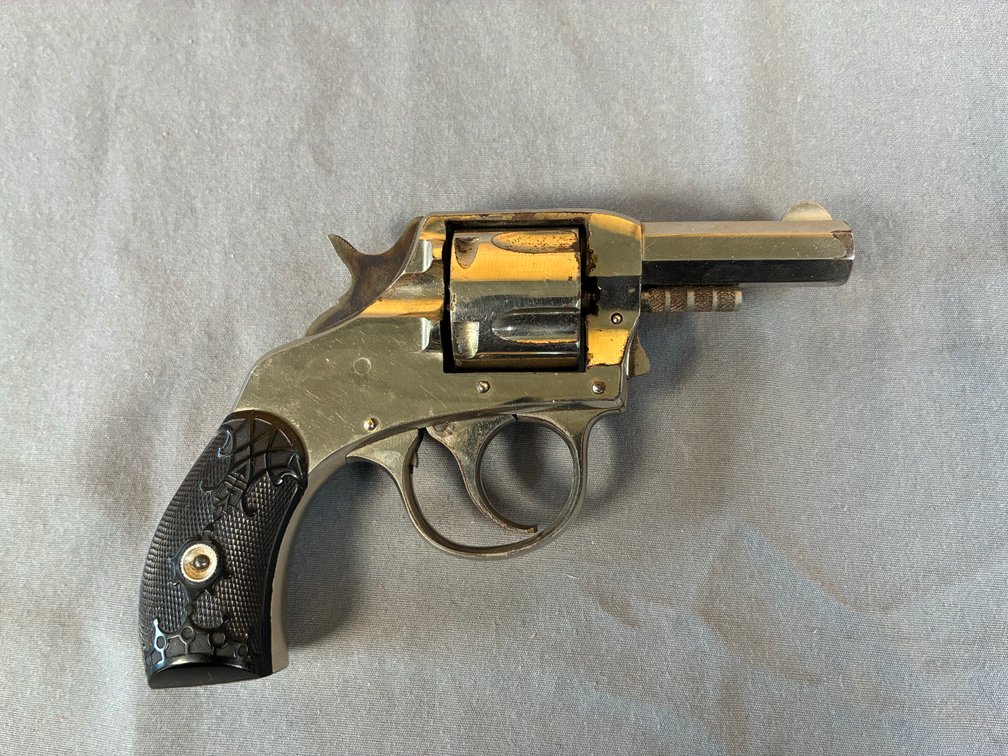 H&R YOUNG AMERICA 22LR