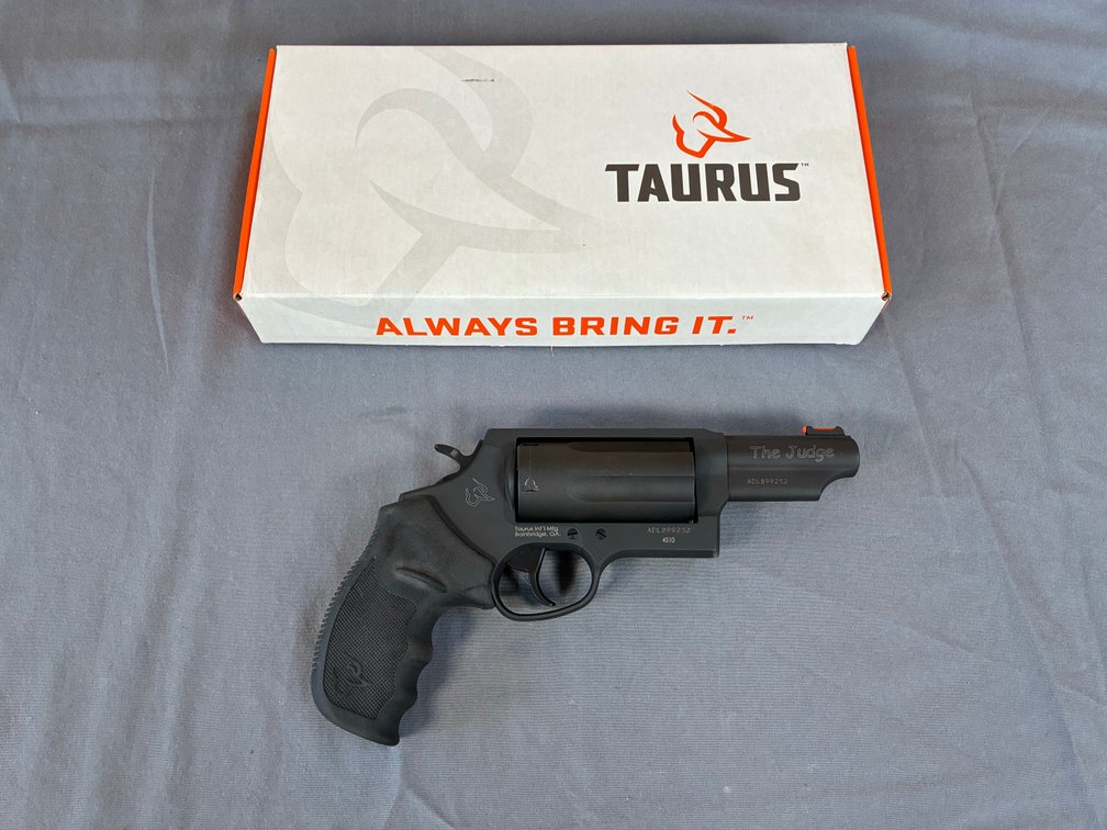 Taurus Judge Magnum, .45 Colt/.410 Bore Revolver, 3" Barrel, Black, 5-Round