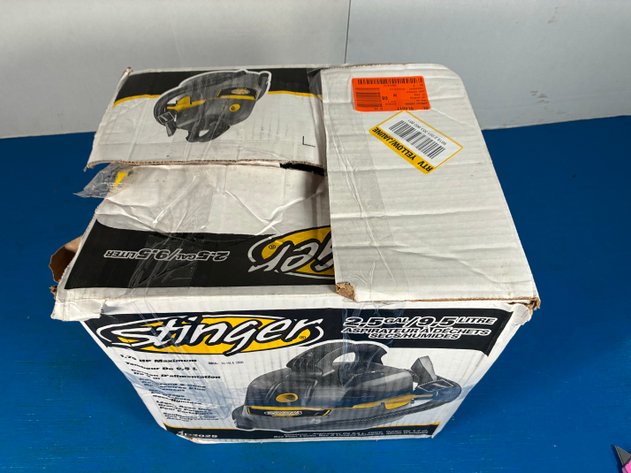Image for Stinger 2.5 Gal. 1.75 Peak HP Small Shop Vacuum Wet Dry Vac HD2025