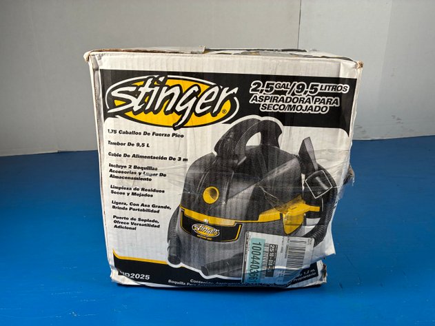 Image for Stinger 2.5 Gal. 1.75 Peak HP Small Shop Vacuum Wet Dry Vac HD2025