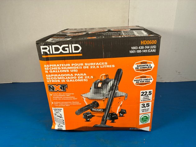 Image for Ridgid 6 Gal. 3.5 Peak HP NXT Shop Vacuum Wet Dry Vac with General Debris Filter, Locking Hose and Attachments HD06001