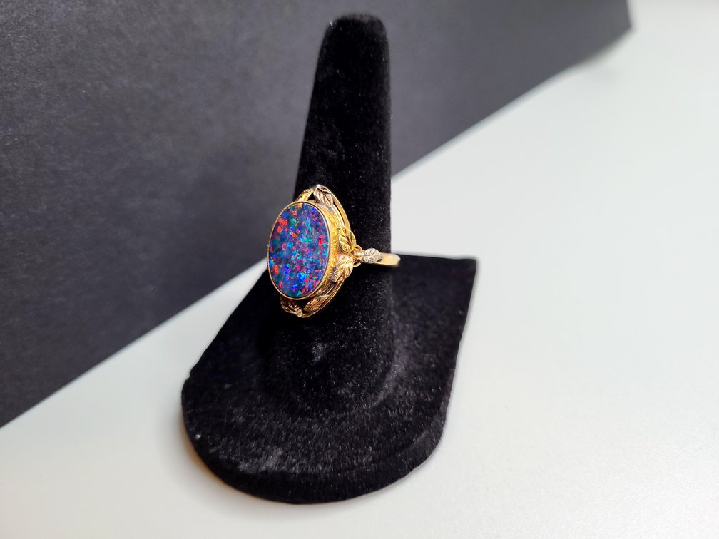 10K yellow gold blue opal ring, size 6.5