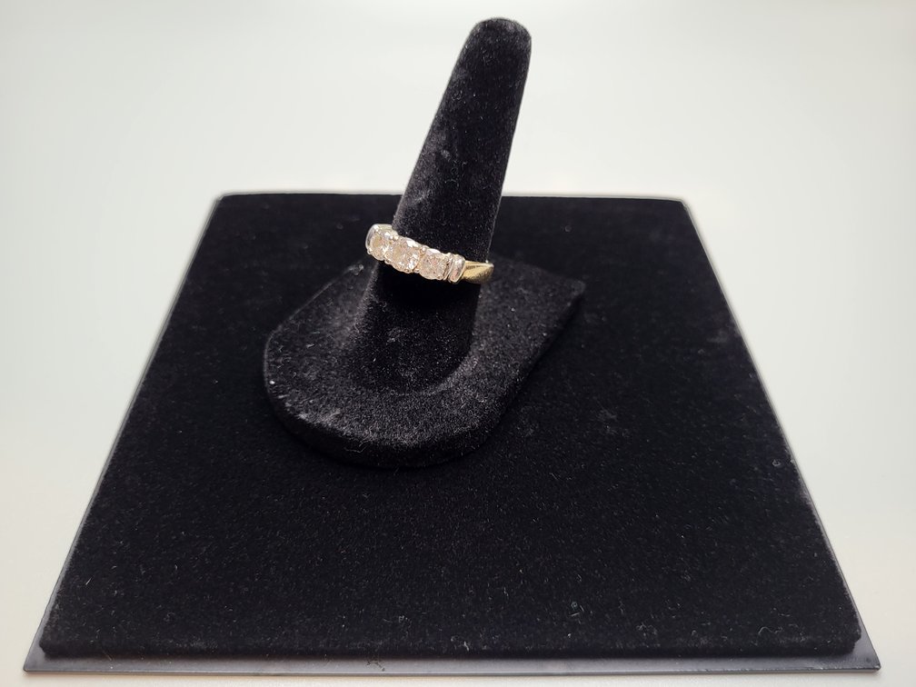14K yellow and white gold diamond ring ~ 1.00 carat tdw, size 6