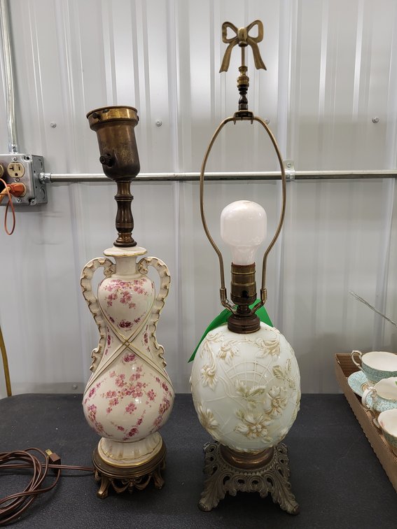 (2) table lamps