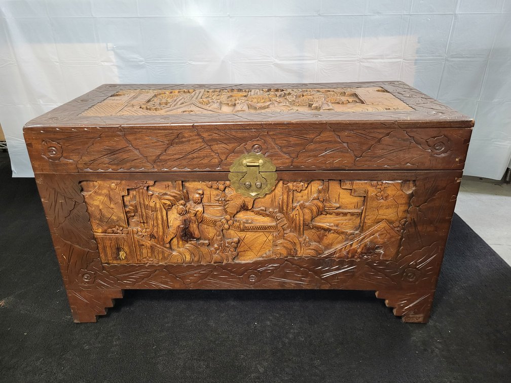 Trunk, Chinese, camphor wood