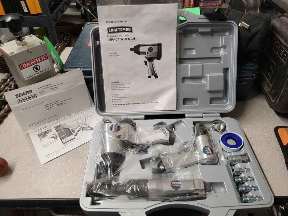 Sears Craftsman pneumatic tool set with case
