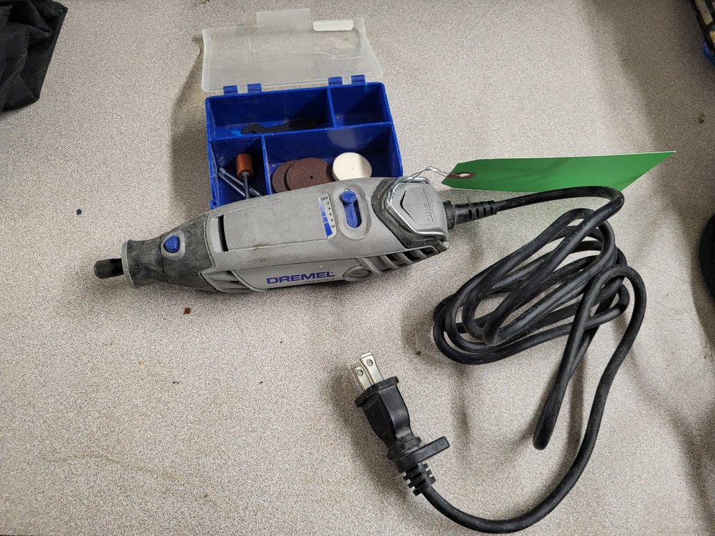 Dremel 3000 nose grinder with accessories