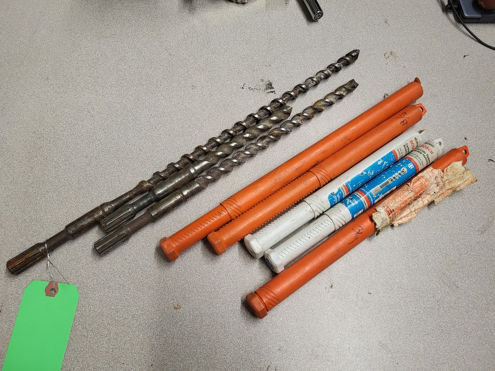 (2) Bosch HC4020 carbide tipped hammer drill bits
