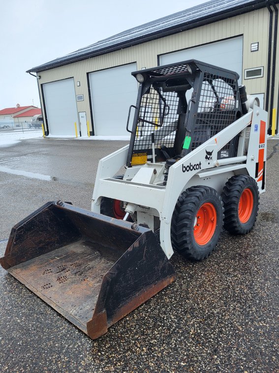 Bobcat 642 skid loader with CAT LP engine