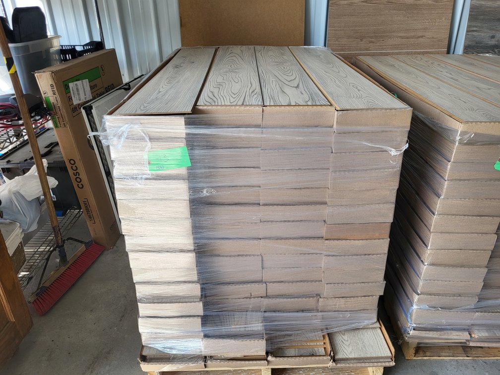 1281.28 sqft Dove Oak Laminate Click Flooring
