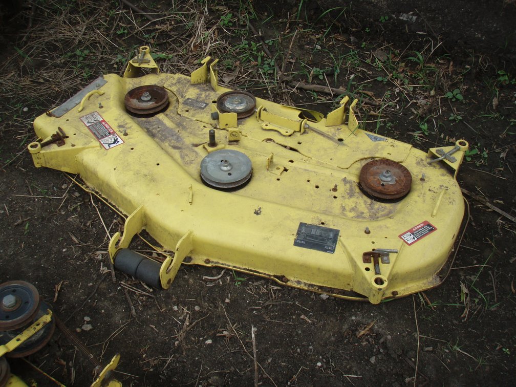 John Deere mower deck off of X485 for parts