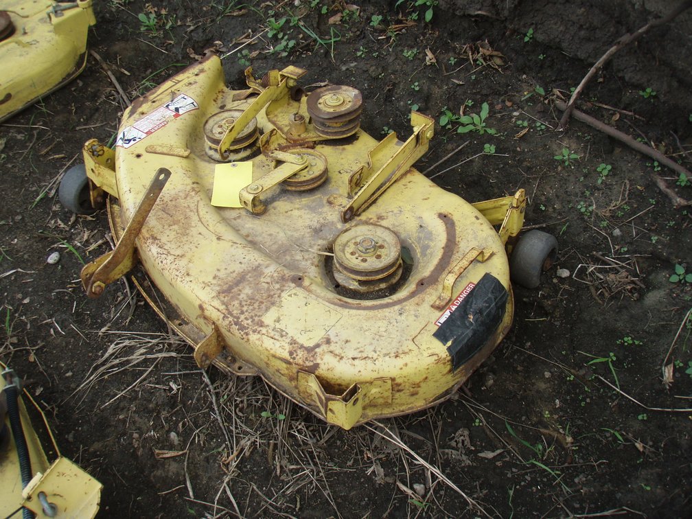 John Deere 38" mower deck 