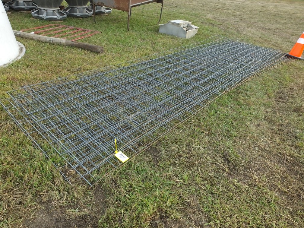 (9) cattle panels
