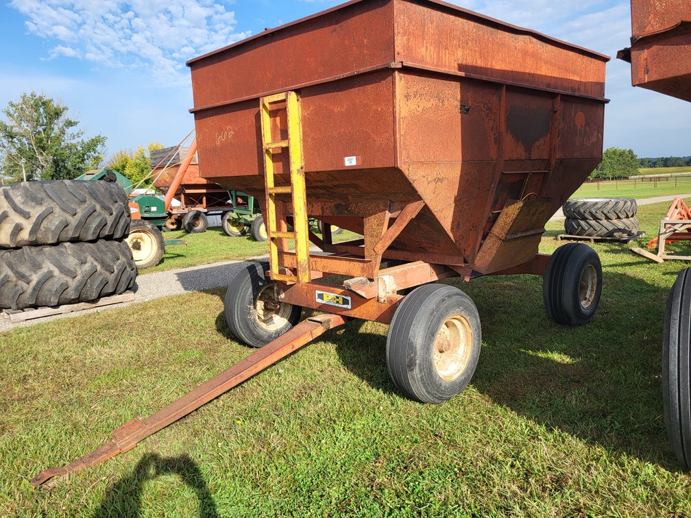 J&M gravity wagon with P&H 10-ton running gear