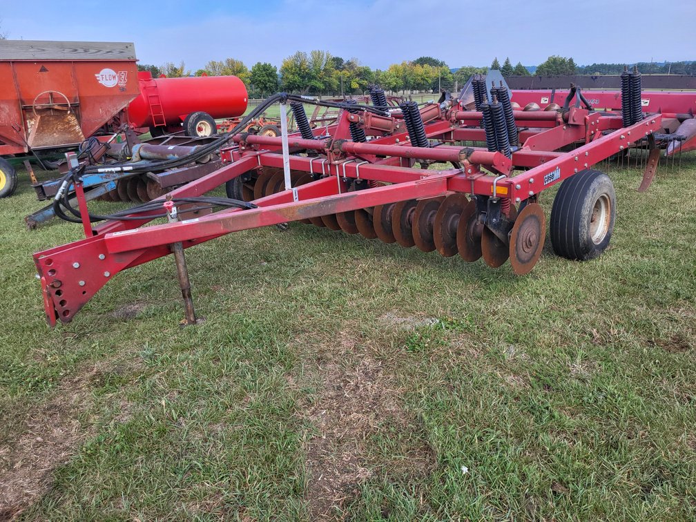 Case IH 6500 Conser-Till w/Farm King 3-bar harrow