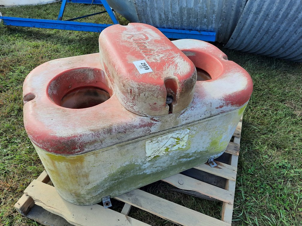 Ritchie 2-Hole Waterer