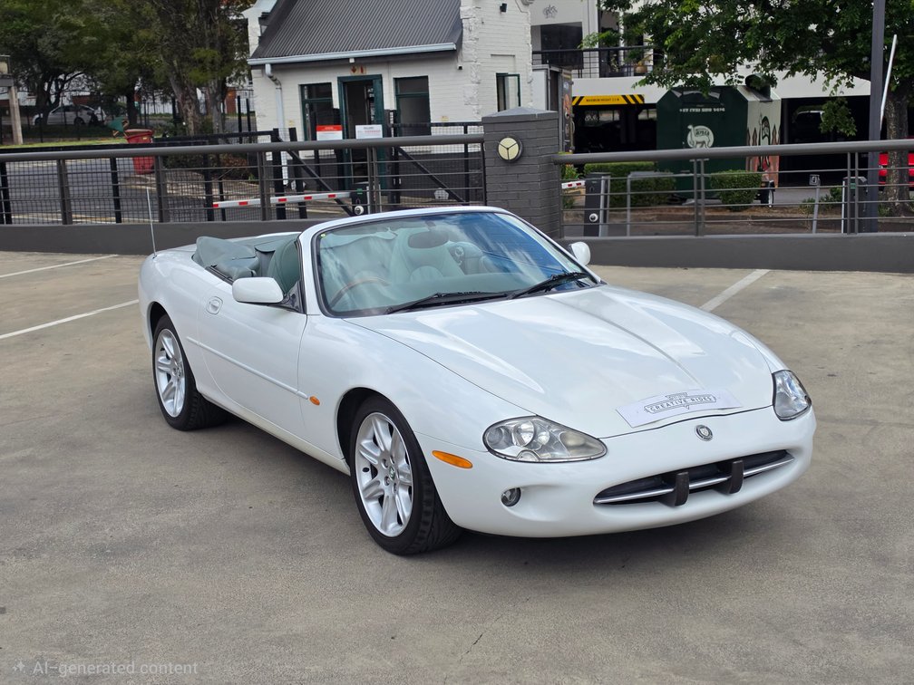 Jaguar XK8 Convertible (X100)