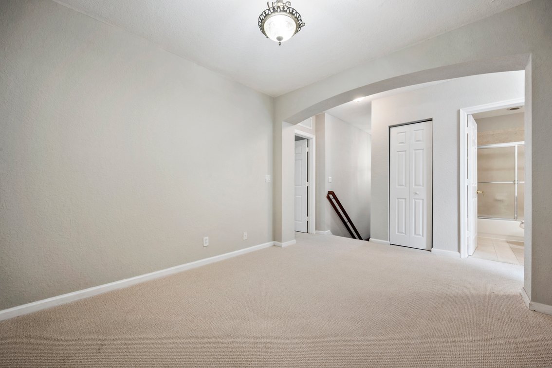 Image for Thousand Oaks Townhouse Riviera Beach, Online Auction, Palm Beach County
