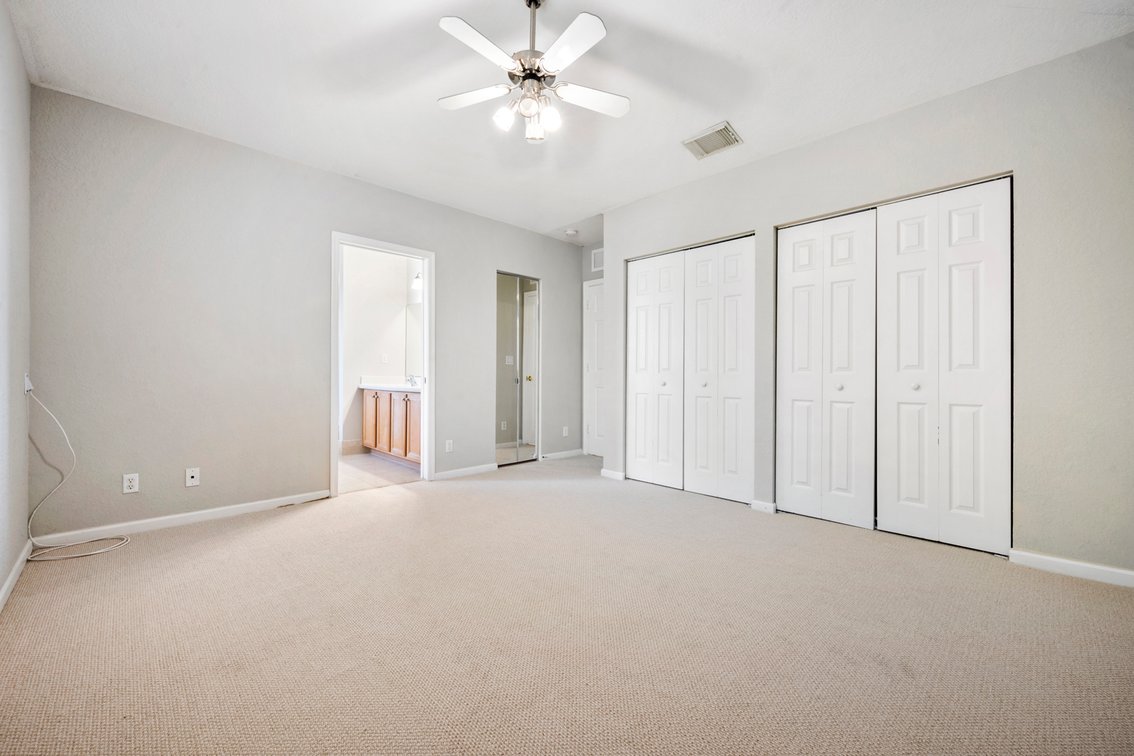 Image for Thousand Oaks Townhouse Riviera Beach, Online Auction, Palm Beach County