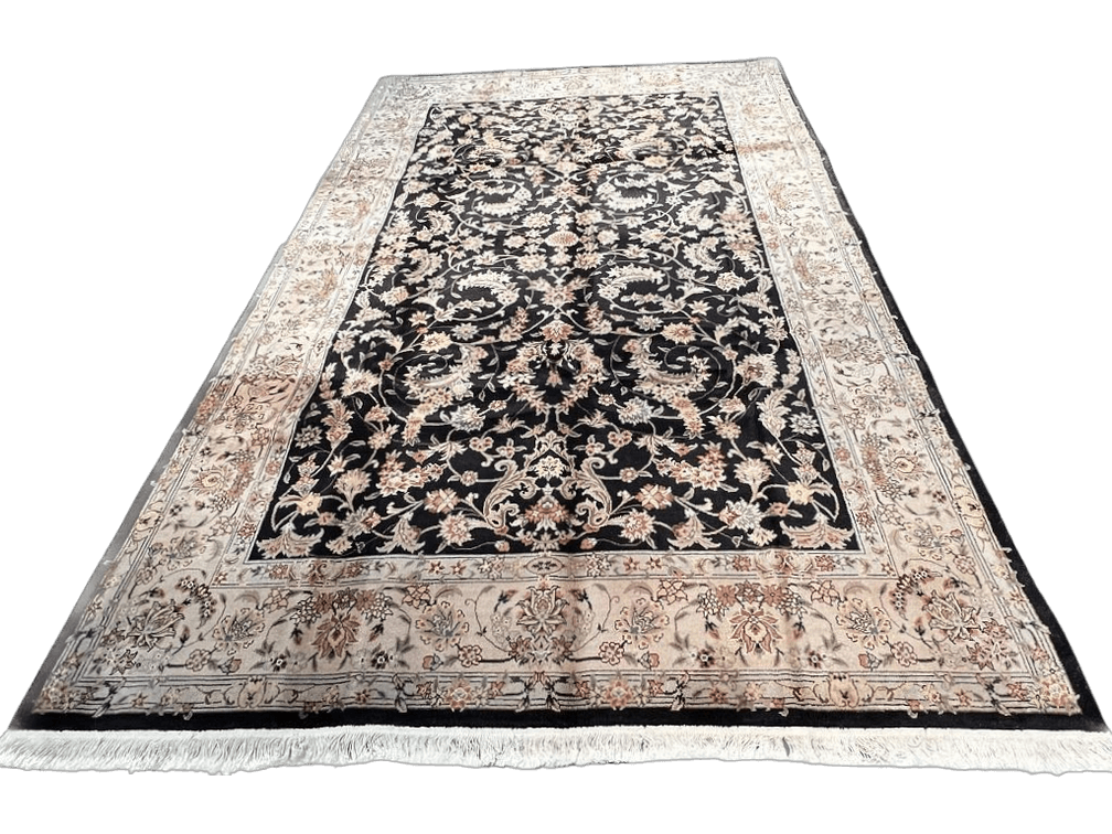 $4,185 Tabriz Design Wool & Silk Rug 5'9" x 8'9"