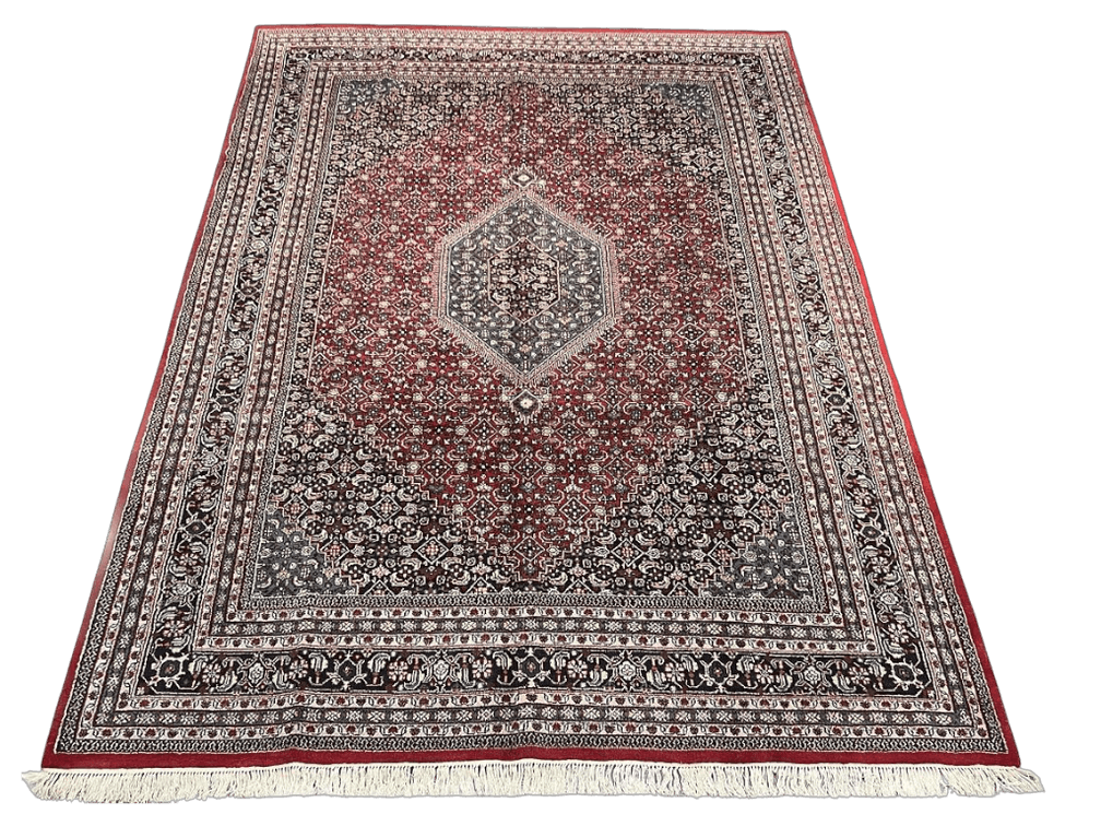 $3,520 Traditional Bidjar Design Wool Area Rug 8'11" x 12'4"