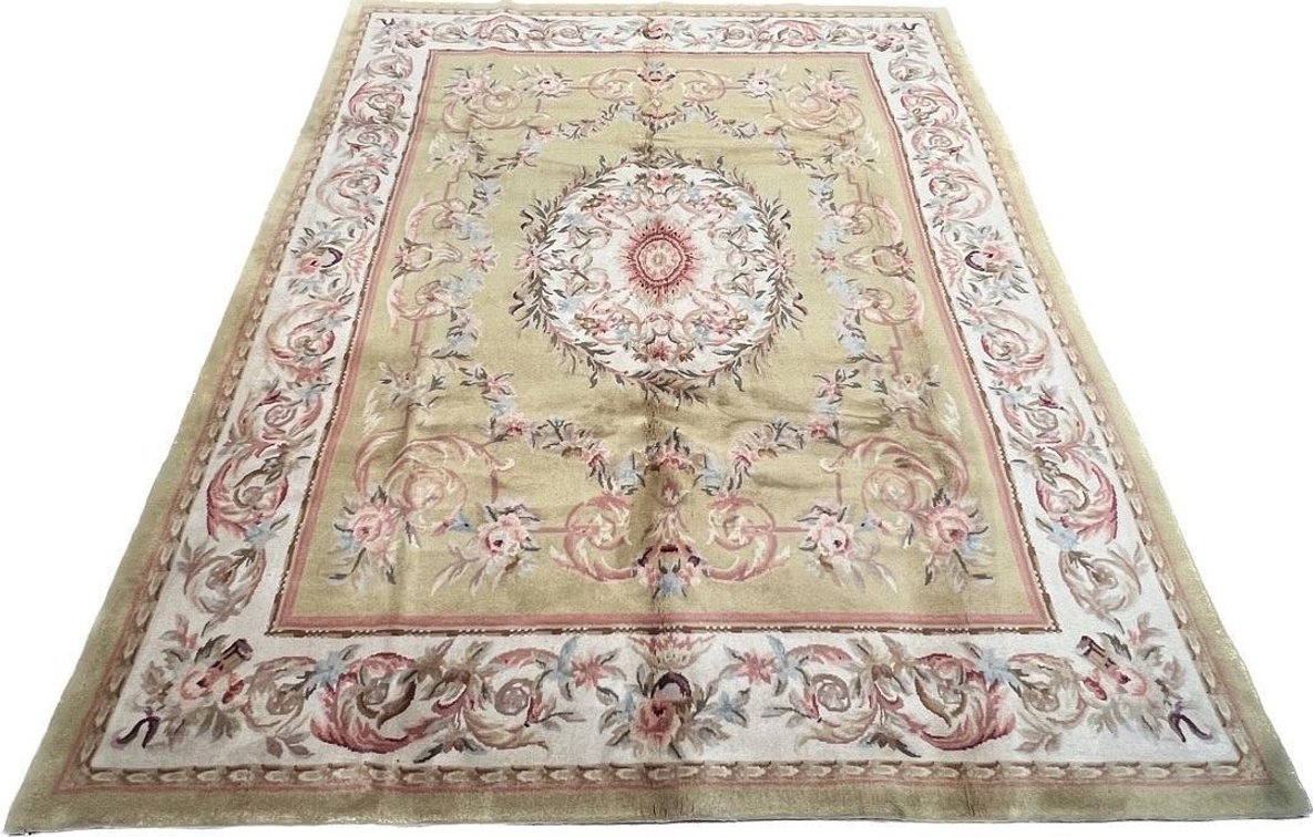 $5,315 — Savaneri Floral Wool Rug 7'9" x 9'9"