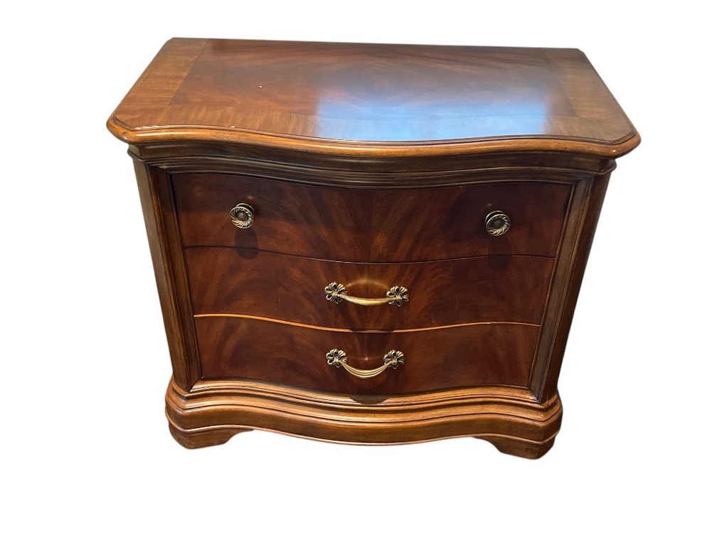 Elegant Burl Mahogany Side Table with Brass Accents, 32"H