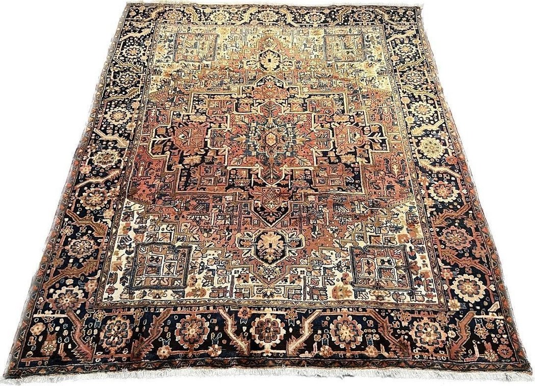 $6,935 Persian Heriz Hand-Knotted Wool Rug — 9'10" x 12'3"