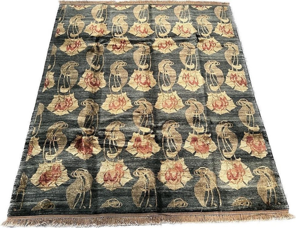 $9,125 Khorasan Design Wool Area Rug 8'1" x 10'1"