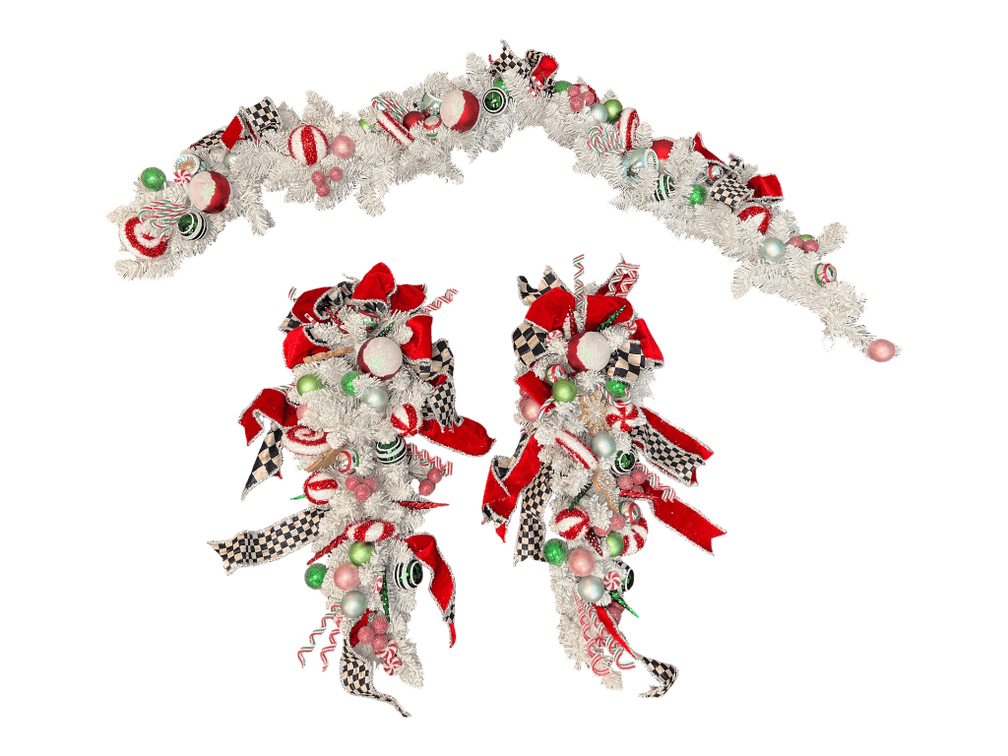 $1,200 Mackenzie-Childs Holiday Sweets Illuminated Christmas Swag Set