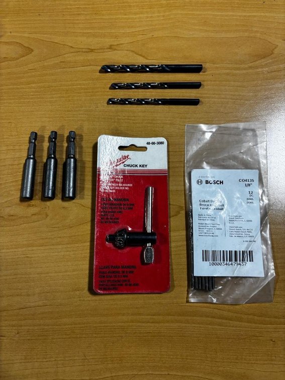 Assorted Drill Bits, Chuck Key & Magnetic Nut Setters