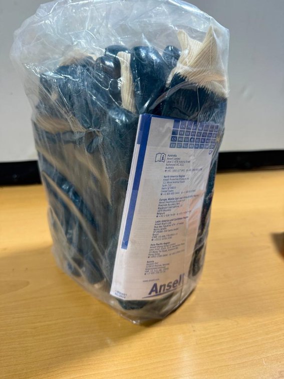New Gloves, 12 Pair, Ansell Edmont Hycron 27-602