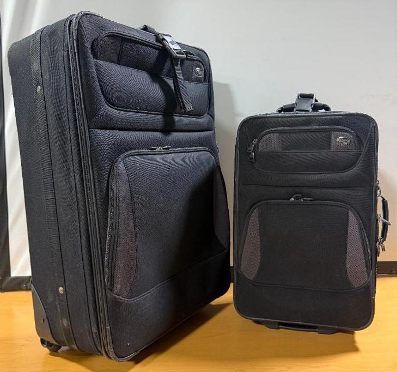 Lot of 2, American Tourister Rolling Traveler Luggage Suit Cases/Carry-On Set, Used, Good Condition
