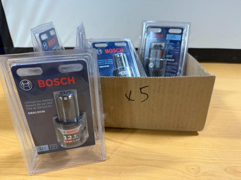 Lot of 5, New, Bosch 12v 3.0 Ah, Lithium-Ion Battery No. GBA12V30