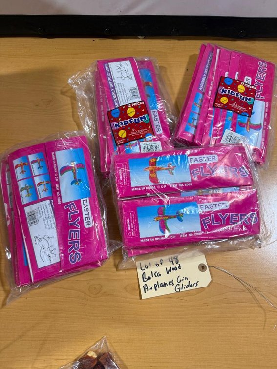 Lot of 48 (Four 12 Packs) - Easter Flyers Balsa Wood Airplane 6in Gliders