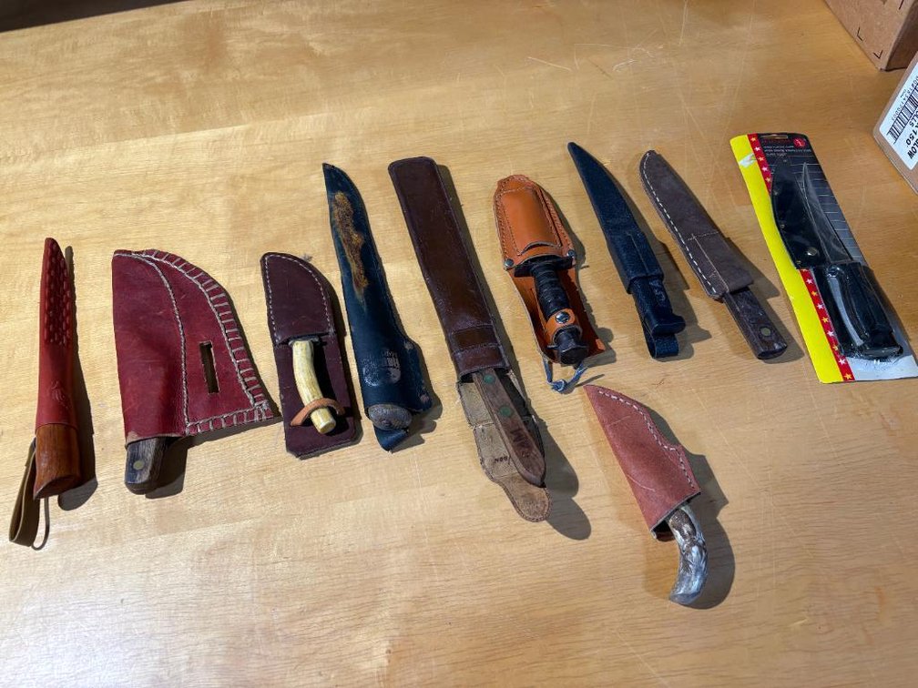 Lot of 8+ Vintage Knives, Fighting Knives, Pocket Knives, Fixed Blade & Filet Knives
