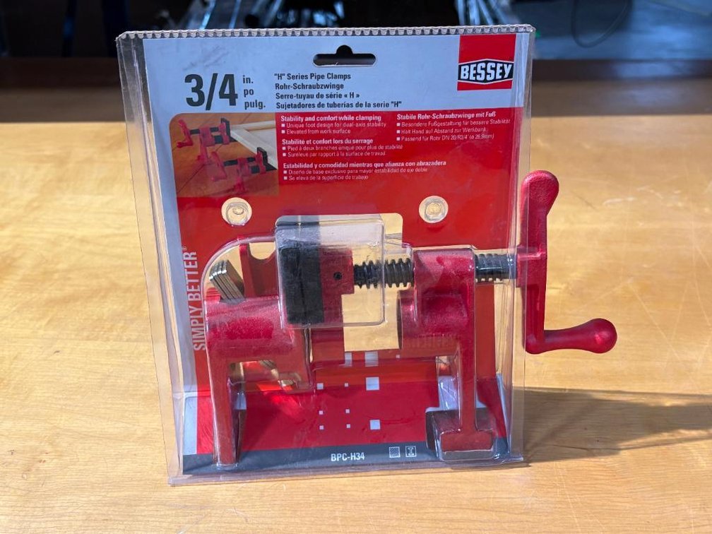 New, Bessey 3/4in H Series Pipe Clamp BPCH34