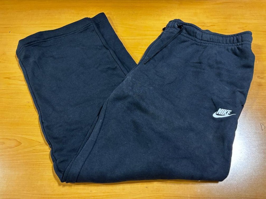 New, Nike, Size XL Loose Fit, Mid-Rise Sweatpants