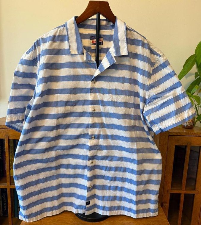 Johnnie-O Hangin' Out Button Down Short Sleeve Shirt, Size XL, Style: Cabana, Laguna Blue & White, Untucked