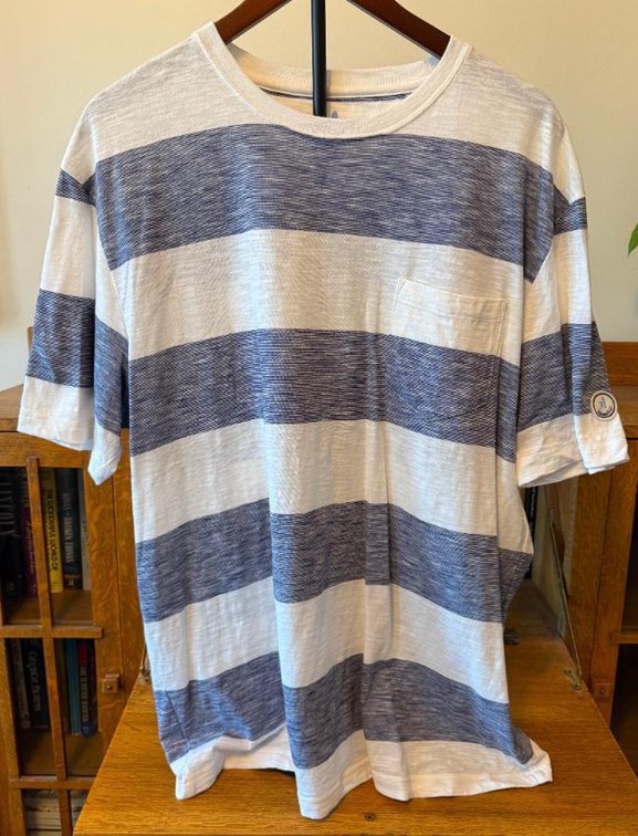 Johnnie-O Size XL, Laguna Blue & White Casual T-Shirt w/ Johnni-O Patch